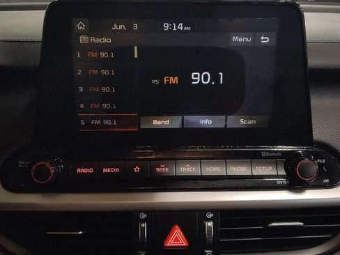 Used 2019 Kia Forte LXS FWD image 25