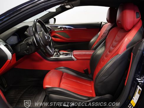 Used 2022 BMW M850i xDrive xDrive Convertible image 39