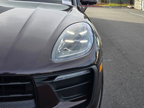 New 2026 Porsche Macan AWD/4WD image 12