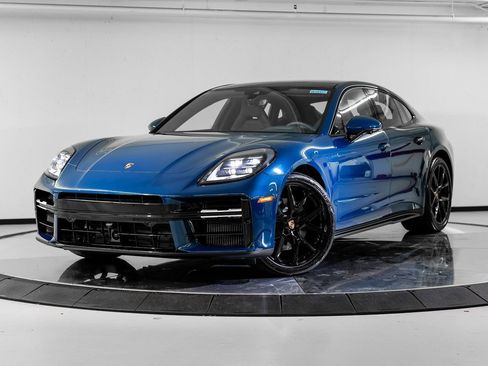 New 2026 Porsche Panamera 4 AWD/4WD image 1