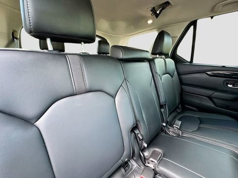 Certified 2025 Honda Pilot EX-L image 25