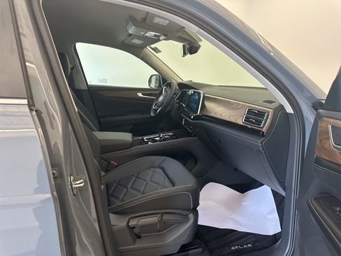 New 2026 Volkswagen Atlas SE AWD/4WD image 28