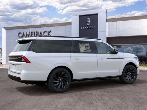 New 2027 Lincoln Navigator L Reserve w/ Jet Appearance Package AWD/4WD image 31