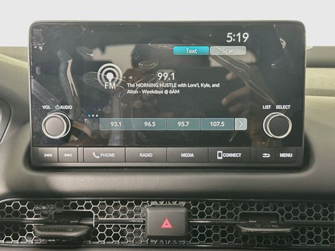 Used 2025 Honda HR-V LX image 24