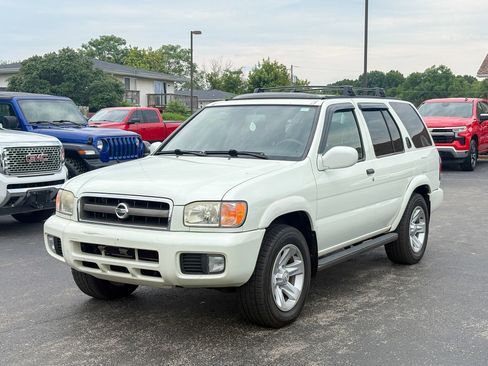 Used 2003 Nissan Pathfinder LE AWD/4WD image 4
