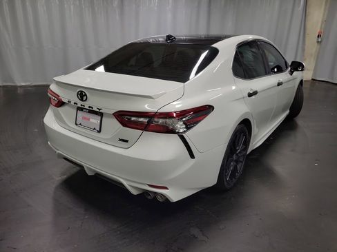 Used 2022 Toyota Camry XSE image 8