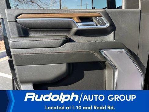 Used 2024 Chevrolet Silverado 2500 High Country w/ High Country Premium Package image 13