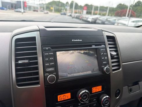 Used 2016 Nissan Frontier SL AWD/4WD image 23