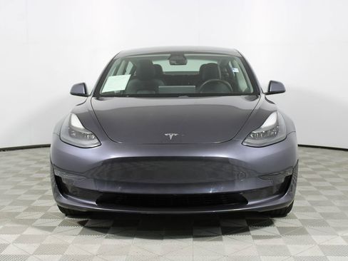 Used 2021 Tesla Model 3 Standard Range Plus image 2