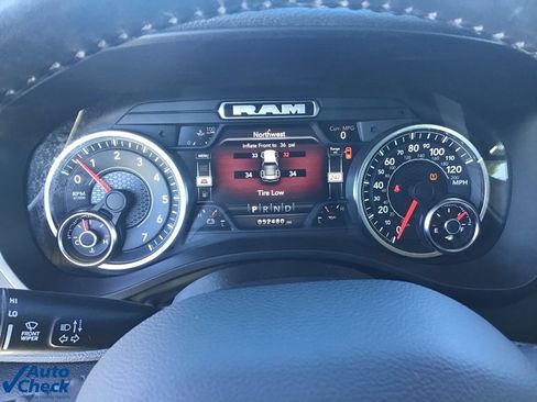 Used 2022 RAM 1500 Laramie image 36