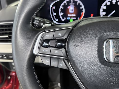 Used 2019 Honda Accord Touring image 21