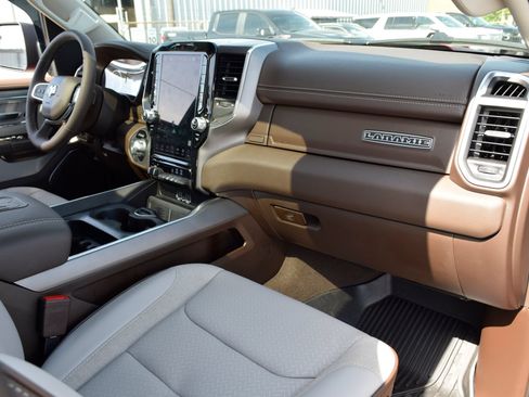 Used 2026 RAM 1500 Laramie AWD/4WD image 23