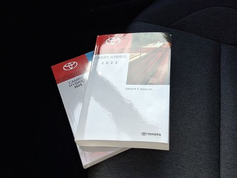 Certified 2025 Toyota Camry LE image 25