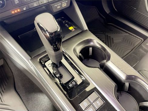 New 2026 Subaru Outback Limited image 15