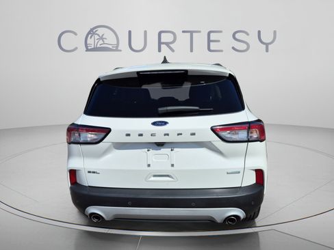 Used 2020 Ford Escape SEL FWD image 4