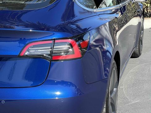 Used 2018 Tesla Model 3 Long Range image 47