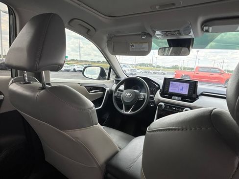 Used 2021 Toyota RAV4 XLE Premium FWD image 25