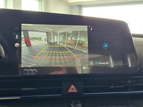 New 2026 Hyundai Elantra SEL FWD image 23