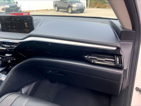 Used 2023 Acura MDX SH-AWD w/ Technology Package image 36