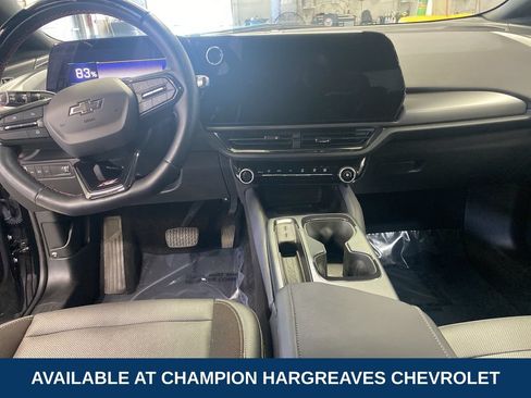 Used 2024 Chevrolet Equinox EV RS FWD image 27