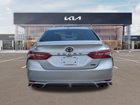 Used 2024 Toyota Camry XSE FWD image 5