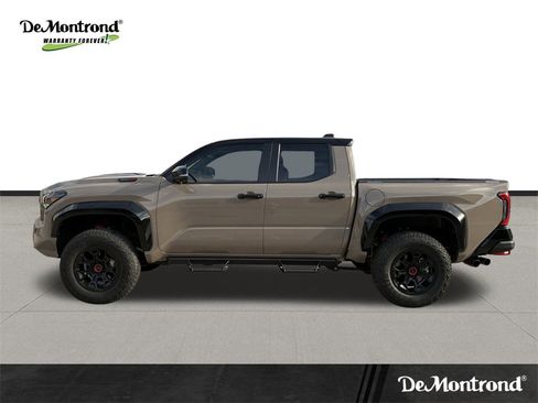 Used 2025 Toyota Tacoma TRD Pro image 8