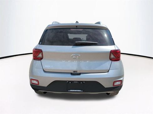 New 2026 Hyundai Venue SEL FWD image 6