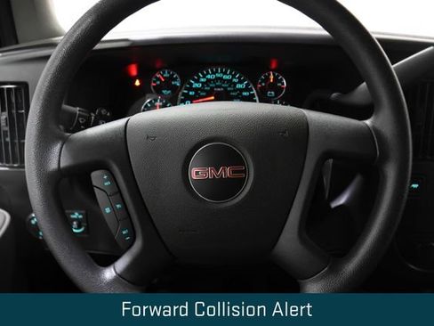 Used 2025 GMC Savana 3500 LT w/ LT Preferred Equipment Group RWD image 17