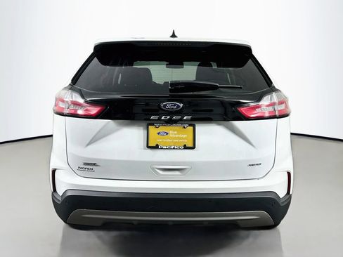 Certified 2023 Ford Edge SEL w/ Convenience Package AWD/4WD image 6