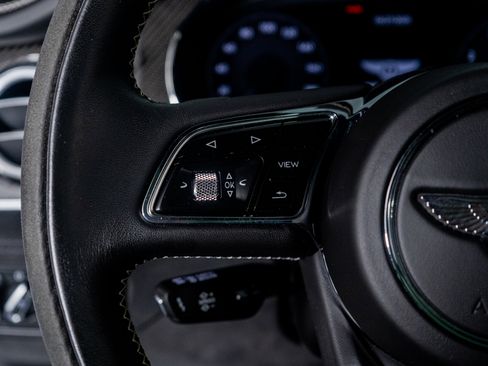 Used 2022 Bentley Bentayga Speed image 48