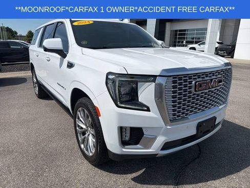 Used 2024 GMC Yukon XL Denali AWD/4WD image 14
