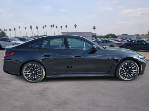 New 2026 BMW i4 eDrive40 w/ M Sport Package image 4