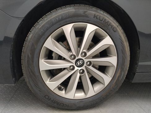 Used 2017 Hyundai Sonata Sport w/ Value Edition Package 02 FWD image 31