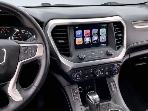 Used 2017 GMC Acadia SLT image 6