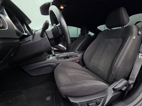 Used 2022 Ford Mustang GT image 23