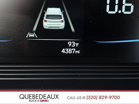 Used 2026 Hyundai Venue SE FWD image 17