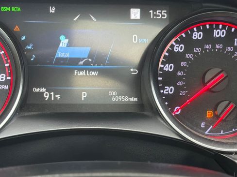 Used 2022 Toyota Camry XSE w/ Navigation Package FWD image 29