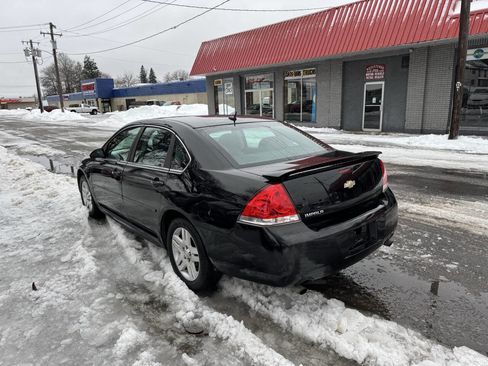 Used 2016 Chevrolet Impala LT image 5
