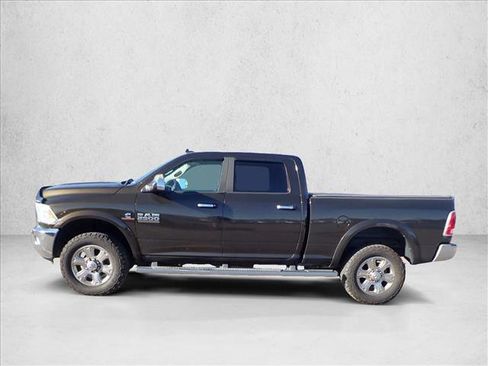 Used 2014 RAM 2500 Laramie w/ Convenience Group image 2