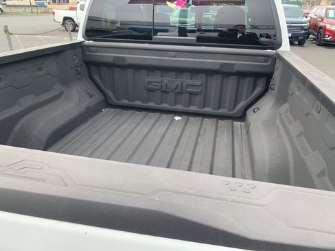 Used 2023 GMC Canyon AT4 image 11