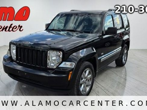 Used 2012 Jeep Liberty Sport image 1