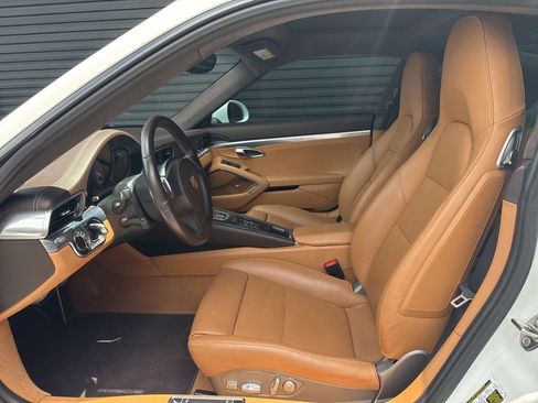 Certified 2016 Porsche 911 Carrera S RWD image 5