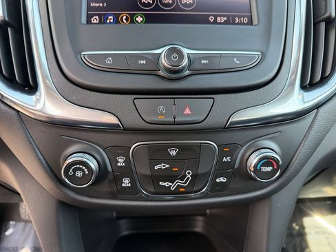 Used 2023 Chevrolet Equinox LT AWD/4WD image 17