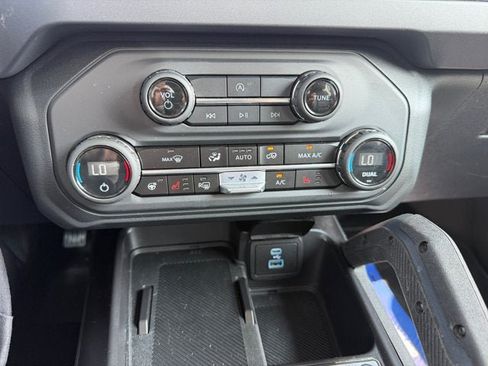 Used 2025 Ford Bronco Badlands AWD/4WD image 20