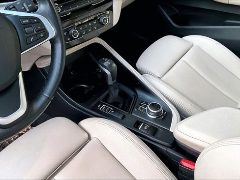 Used 2019 BMW X1 sDrive28i w/ Convenience Package image 16