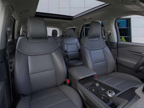 New 2026 Ford Explorer Active image 10