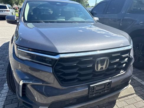 Used 2023 Honda Pilot EX-L image 4