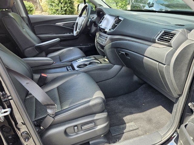 Used 2023 Honda Ridgeline RTL-E image 16