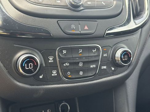 Used 2024 Chevrolet Equinox RS w/ LPO, Floor Liner Package FWD image 30