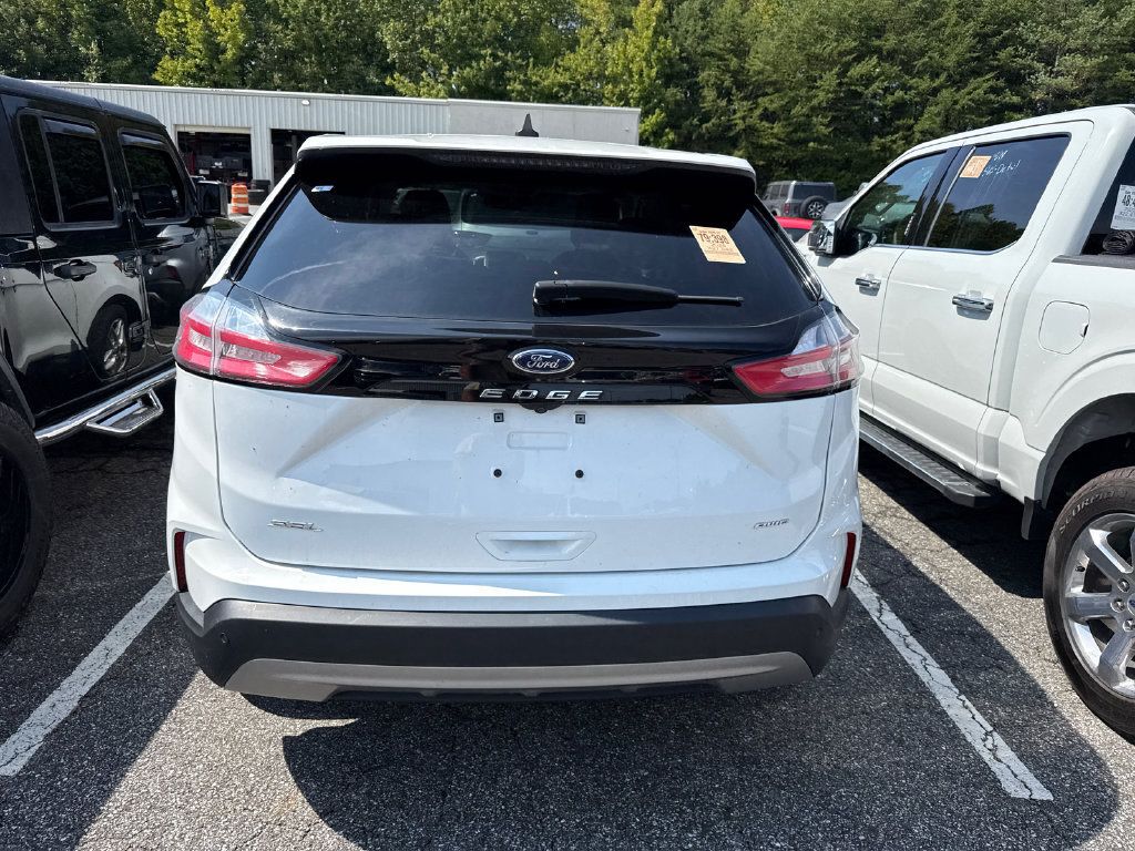 Used 2024 Ford Edge SEL AWD/4WD image 12